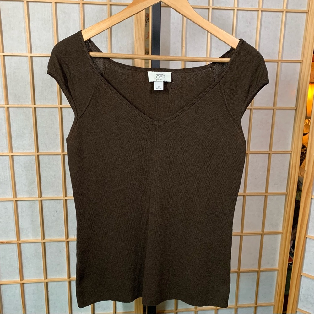 LOFT Women's Black V-Neck Top